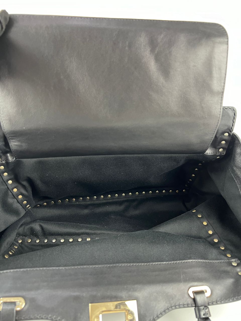 Bolsa Valentino garavani preta grande