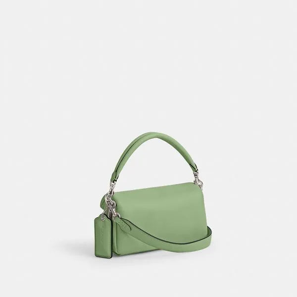 Bolsa Pillow Tabby 20 Coach - Verde