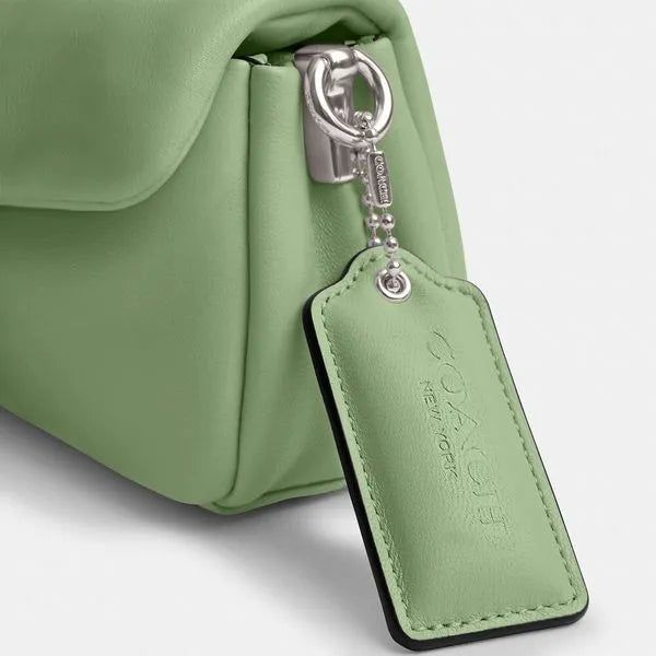 Bolsa Pillow Tabby 20 Coach - Verde