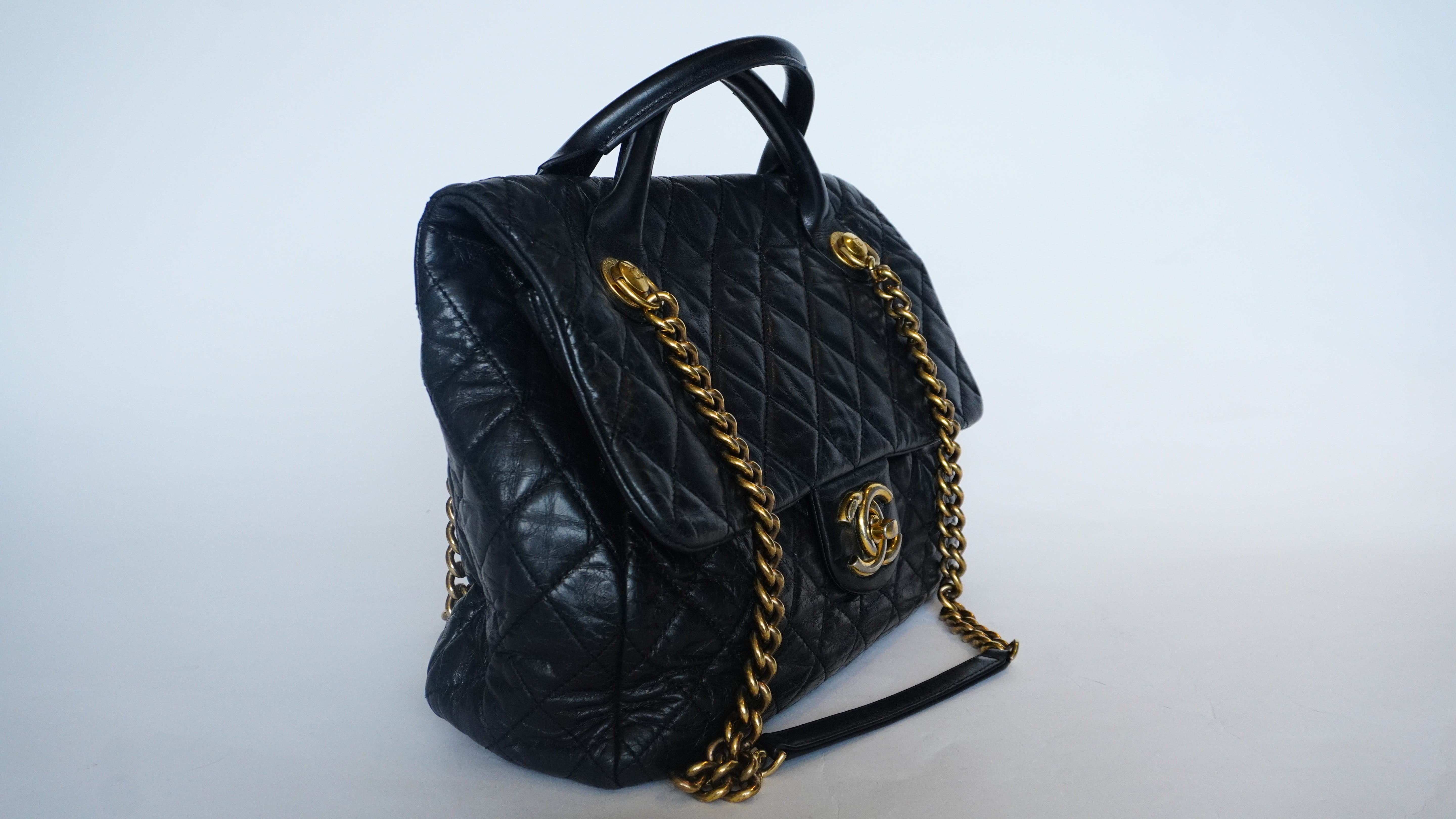 Bolsa Chanel Castle Rock Preta