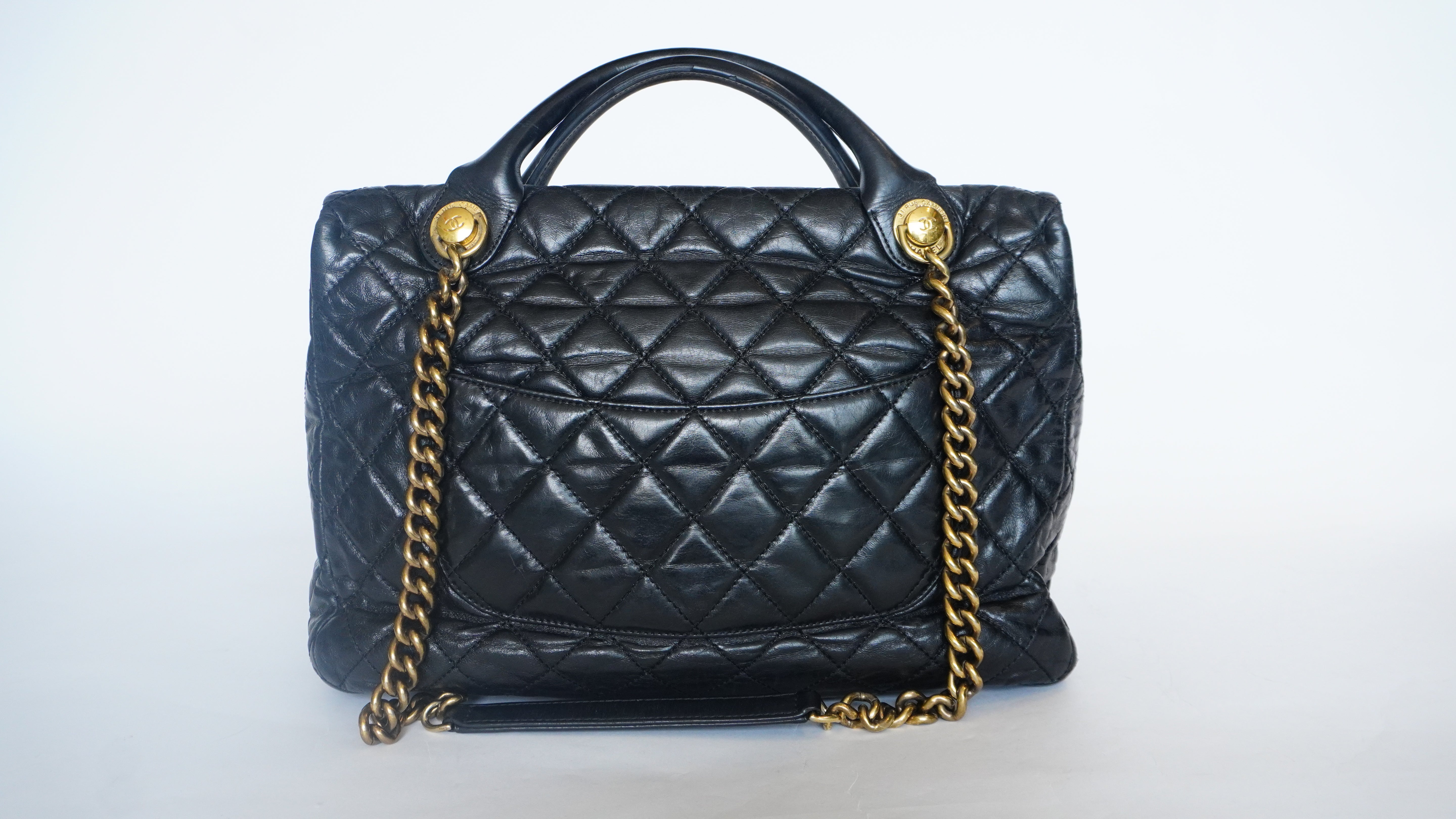 Bolsa Chanel Castle Rock Preta