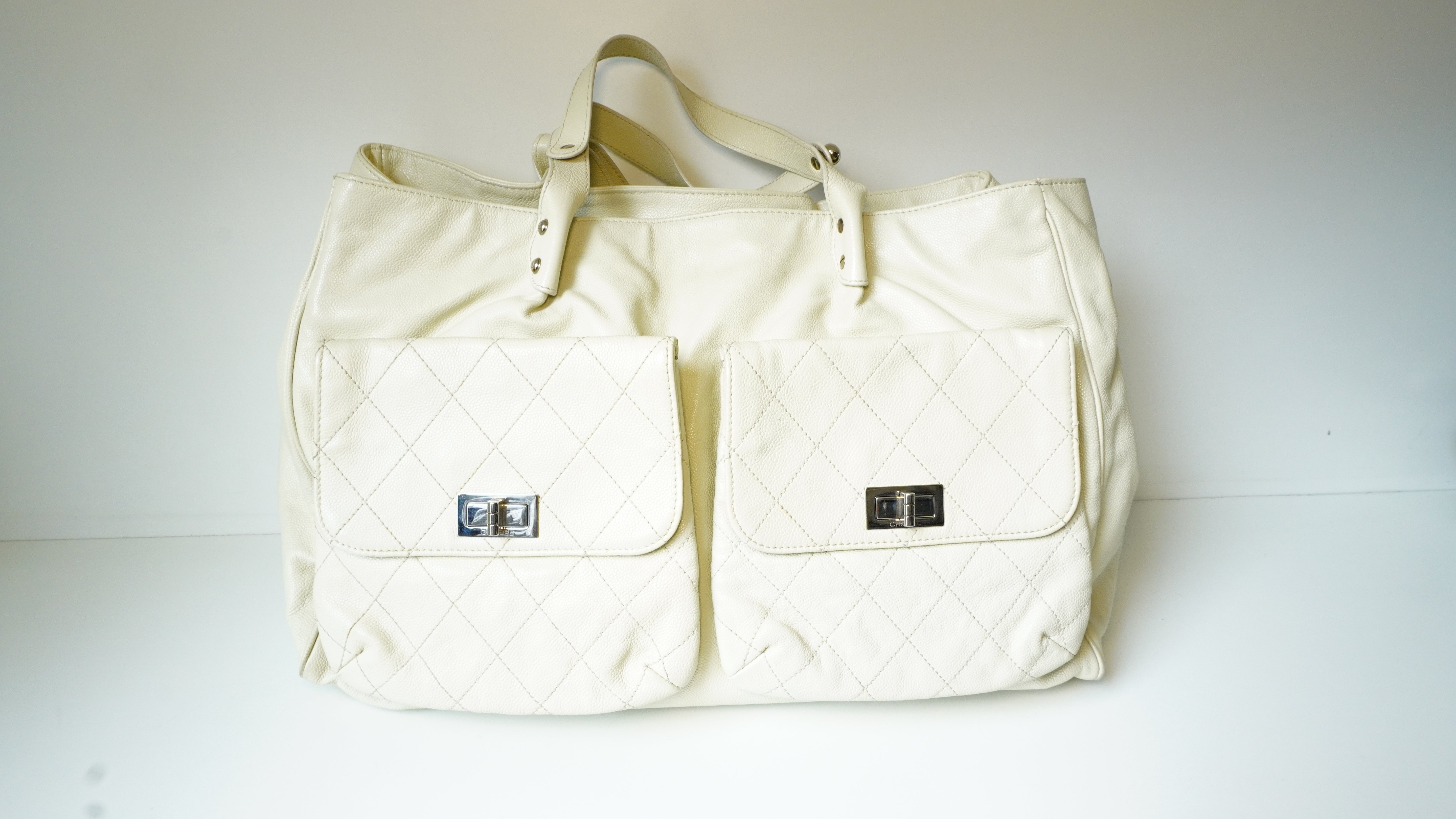 Bolsa Chanel Off White Maxi bolsos 2.55