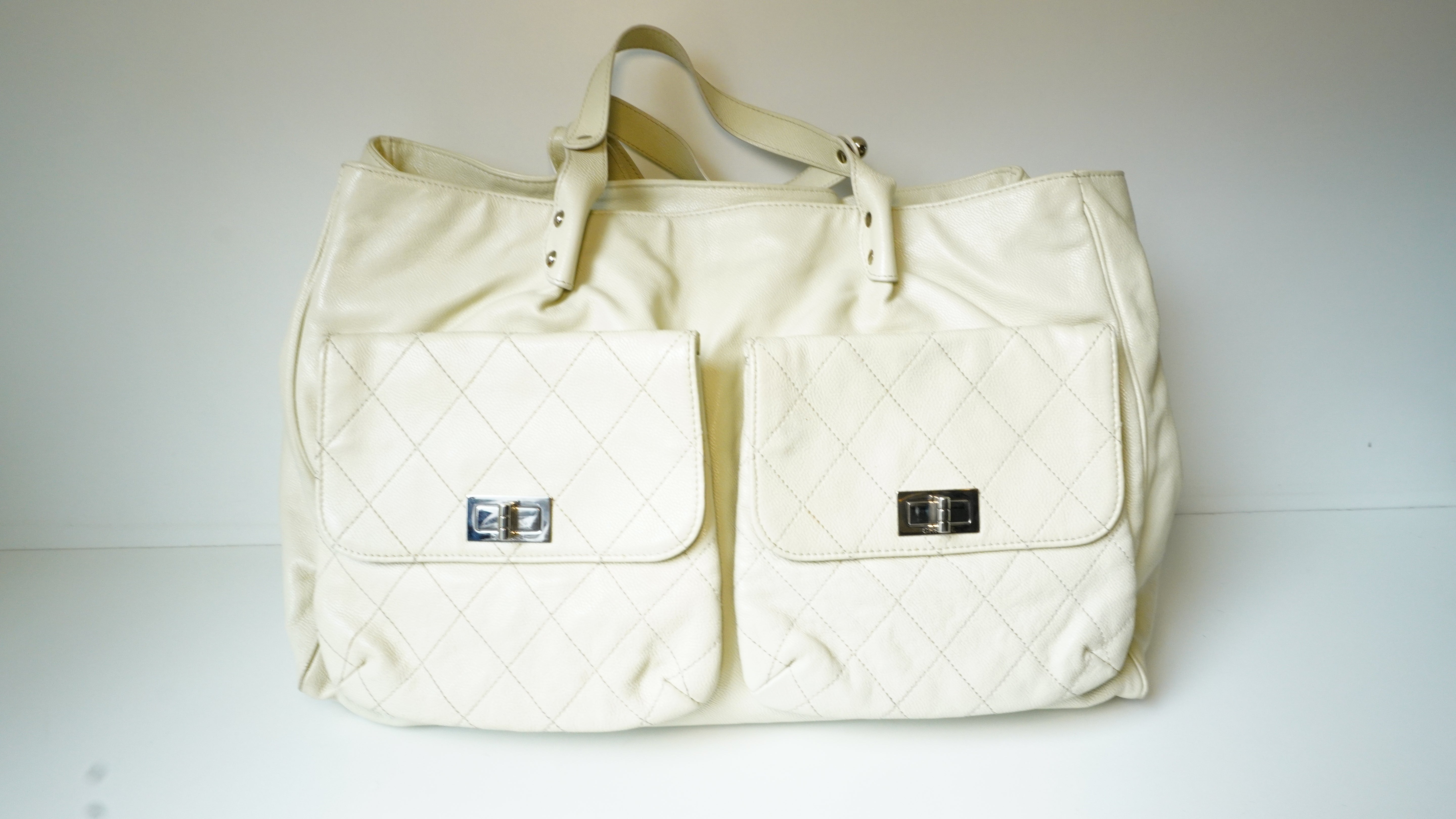 Bolsa Chanel Off White Maxi bolsos 2.55