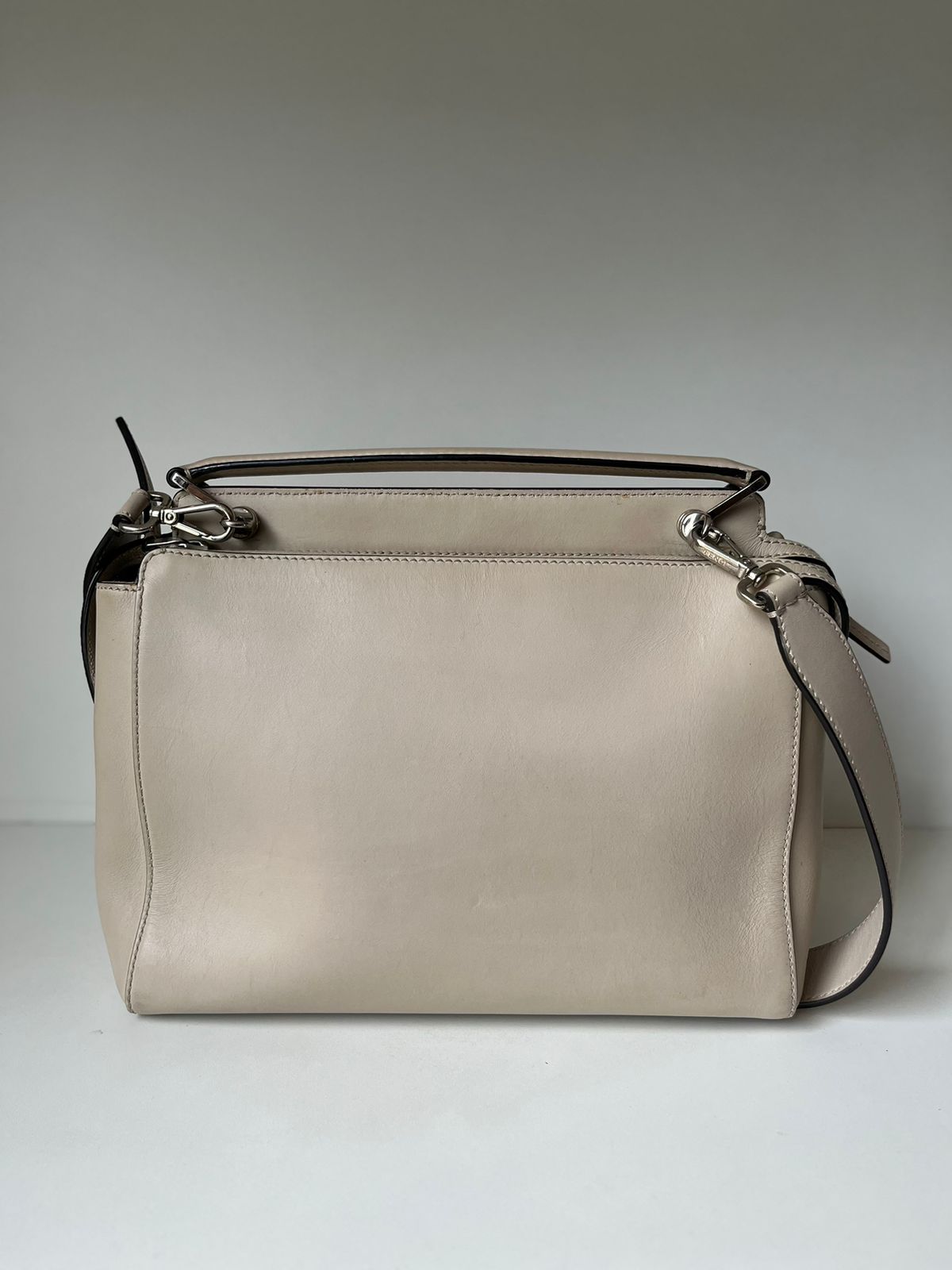 Bolsa Fendi By The way off white