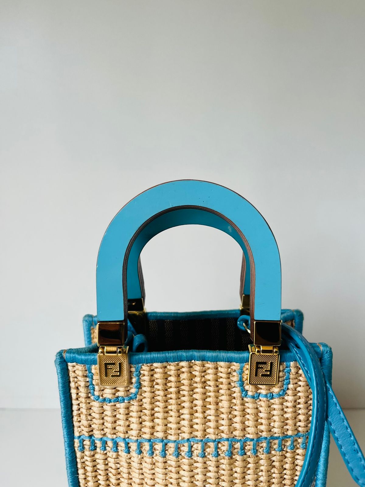 Bolsa Fendi Rafia Azul