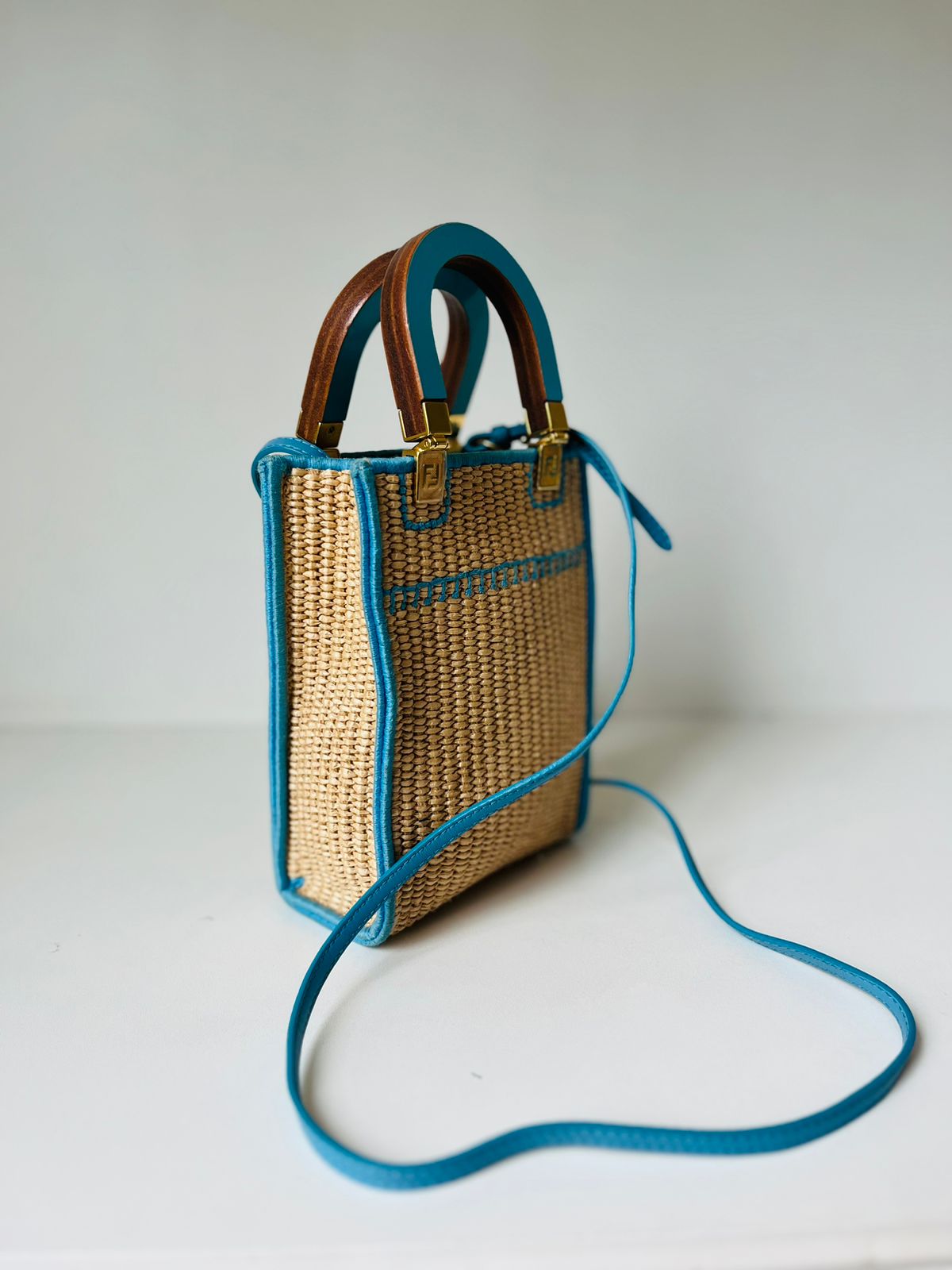 Bolsa Fendi Rafia Azul