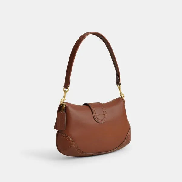 Bolsa Soho em Couro Regenerativo Coach - Marrom