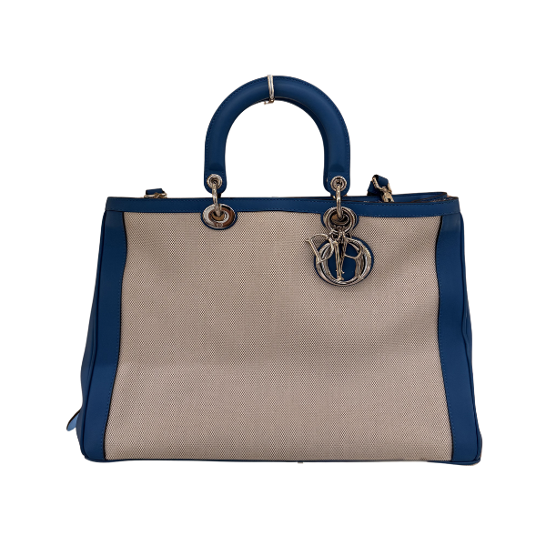 Dior Bege com M detalhes Azuis