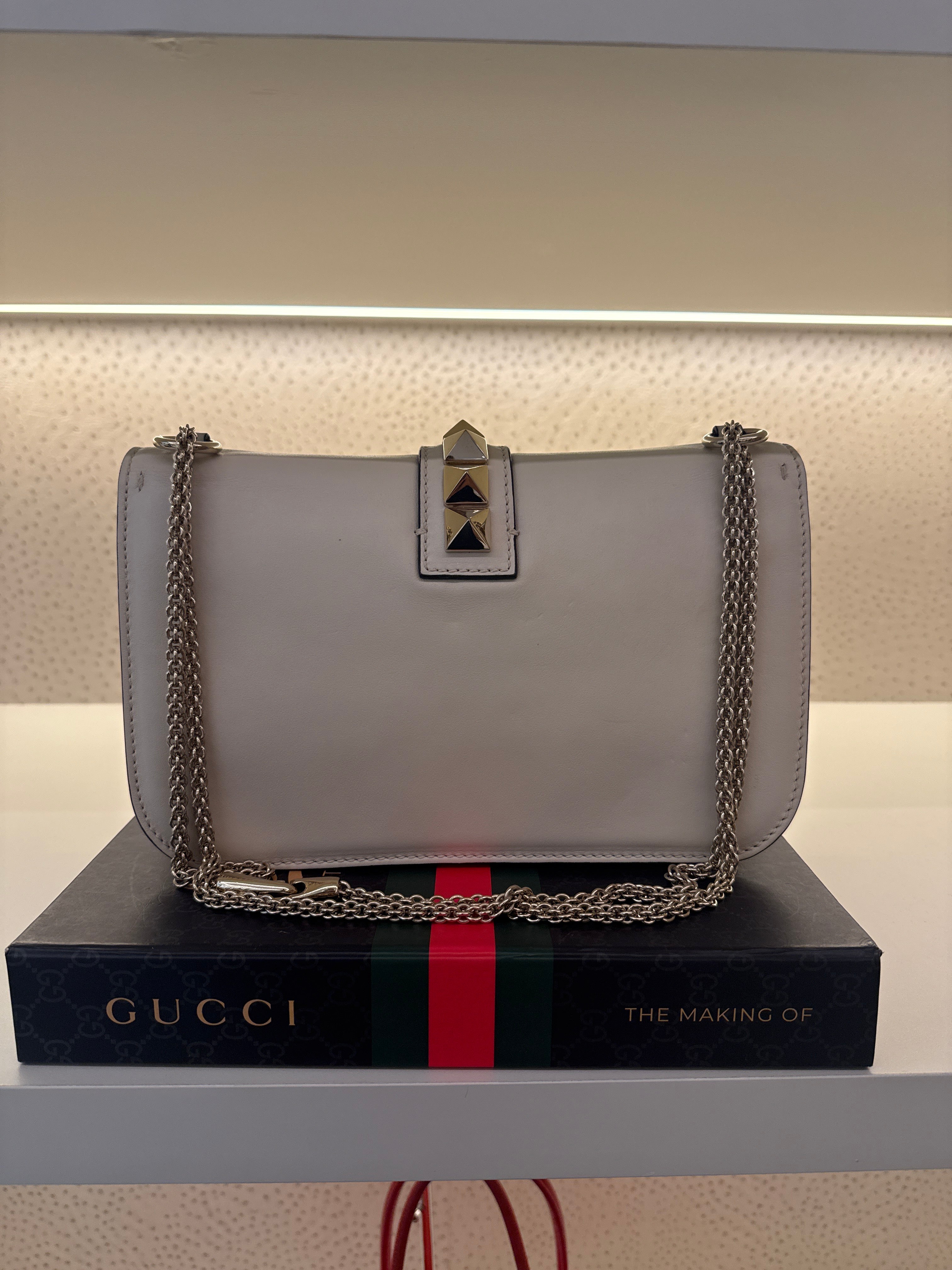 Valentino Garavani Glam Lock Flap