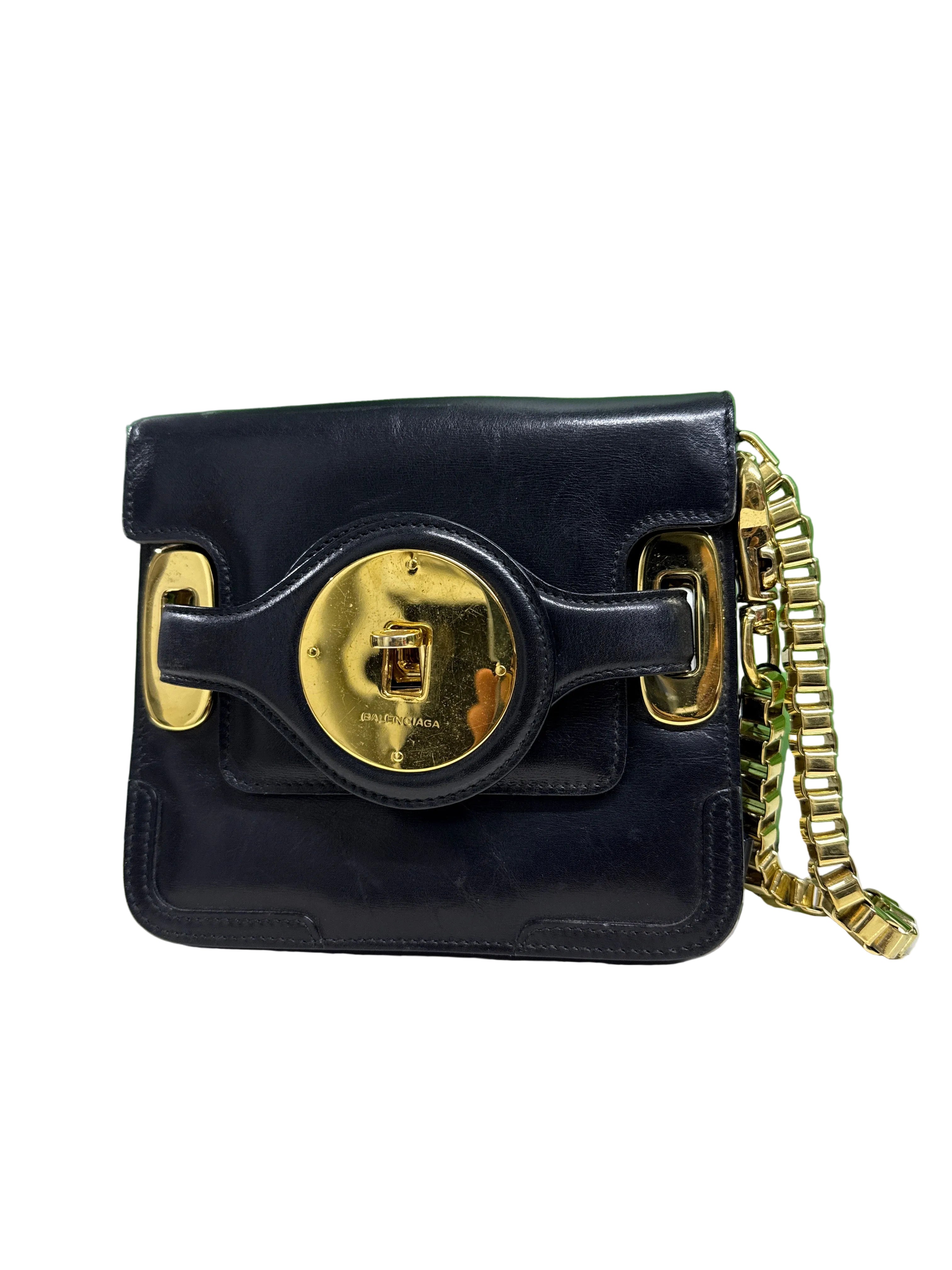 Balenciaga preta com dourado
