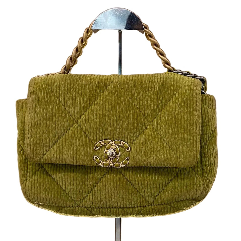 Chanel flap atoalhada