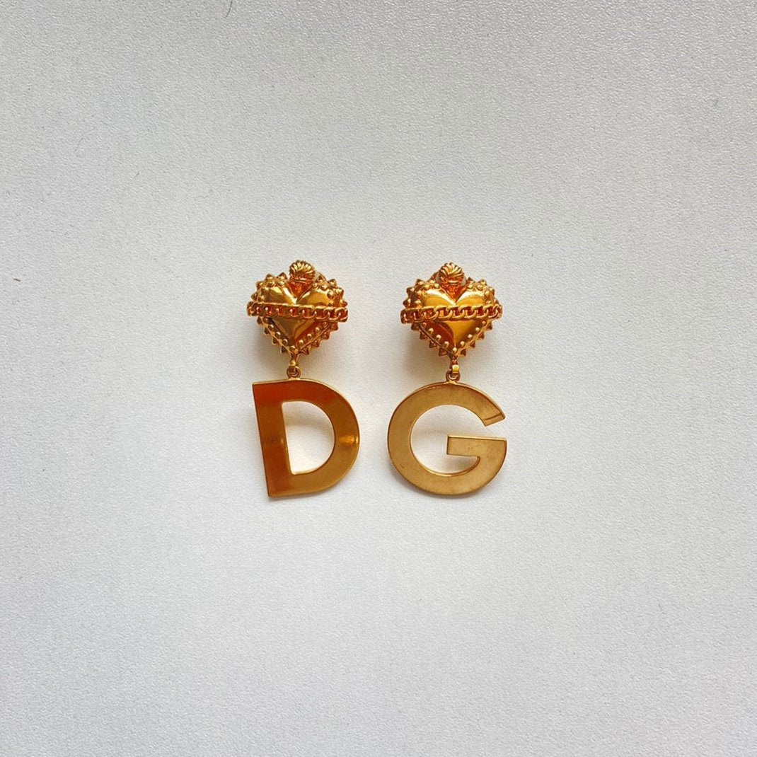 Brinco D&G dourado