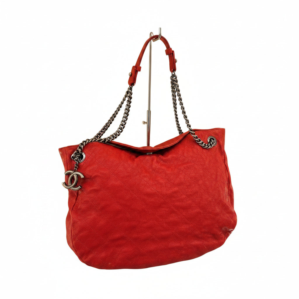 Chanel Red G