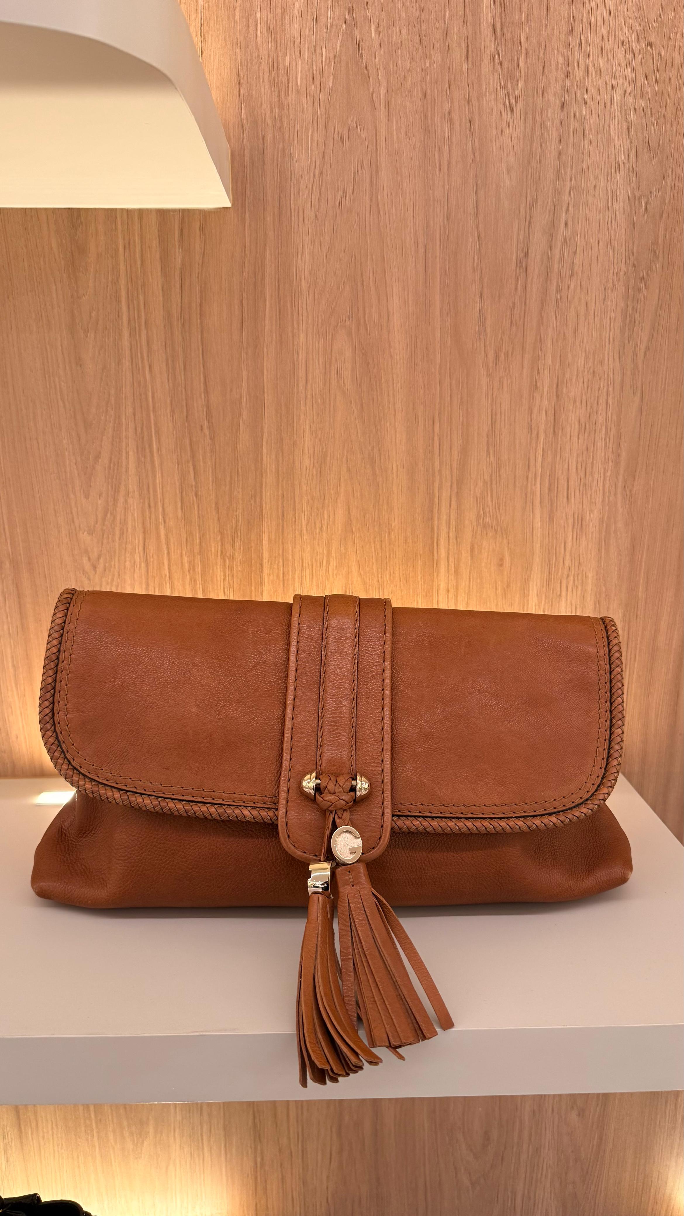 Clutch Gucci Caramelo Maxi
